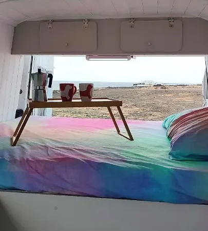 Se Alquila Magnifica Camper Campsite
